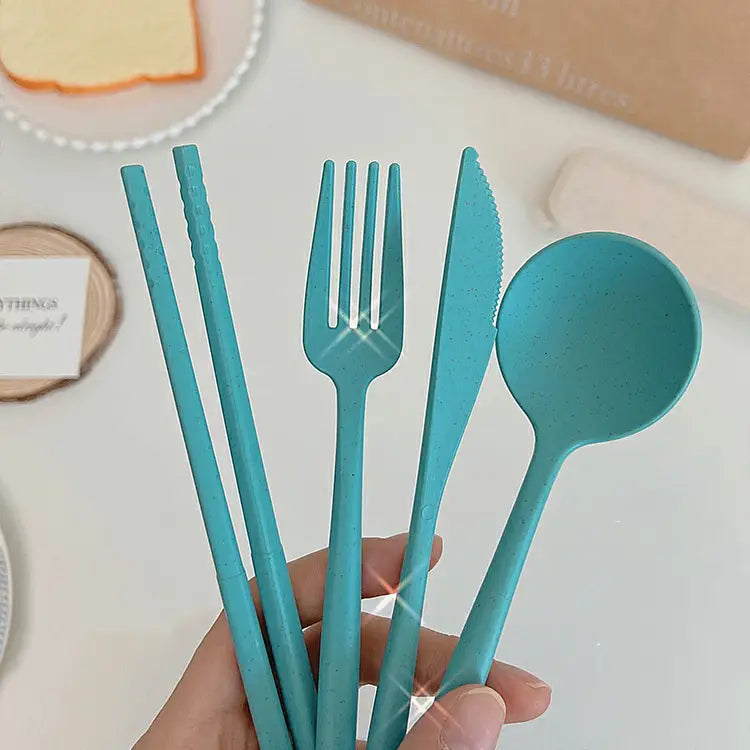 Eco Wheat Straw Dining Kit — 4-Piece Nordic Cutlery Set